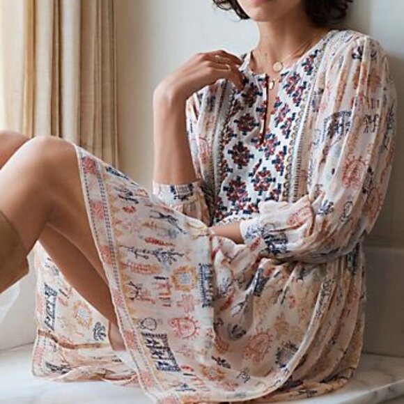 Velvet by Graham & Spencer Tawni Embroidered Tunic size XS NWT - Picture 3 of 10